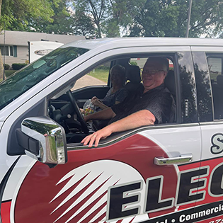 Mike + Ellie_cropped